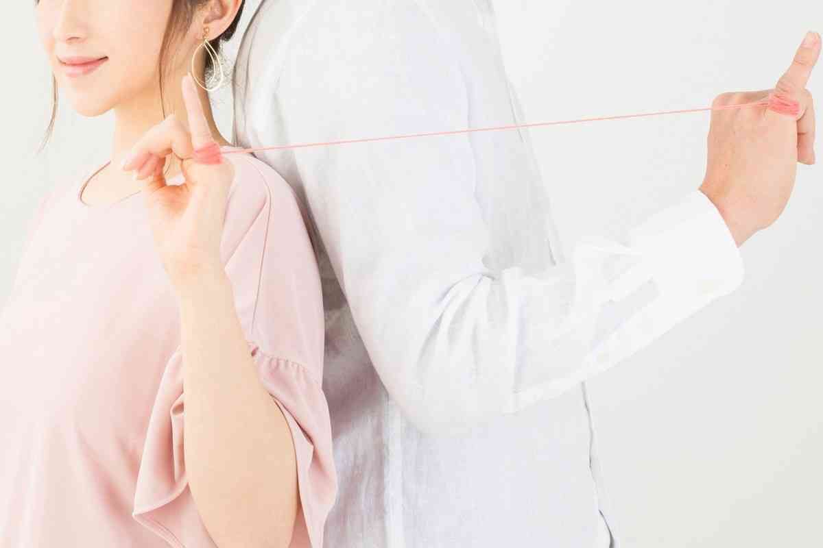 婚活はゲームと似てる？「婚活課金の沼」にハマる人たち　「いつかSSRが出るんじゃないか…」「リセマラをやってる感じ」