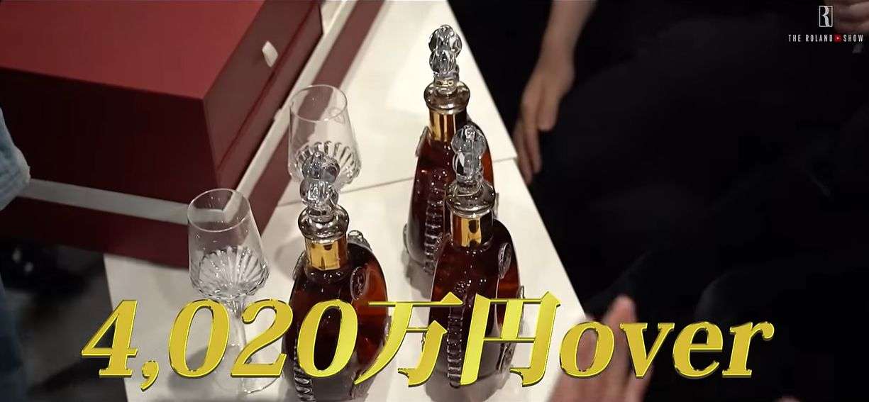 ローランド経営のクラブに“超超超太客”が来店！一晩で使った金額はなんと…「マジで歴史に残る」の声