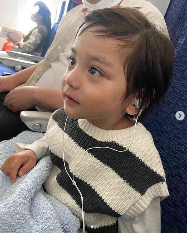 ジャンポケ斉藤慎二、幼稚園児の3歳長男が「めちゃくちゃ美男子」「国宝級の可愛さ」と騒然…妻が公開