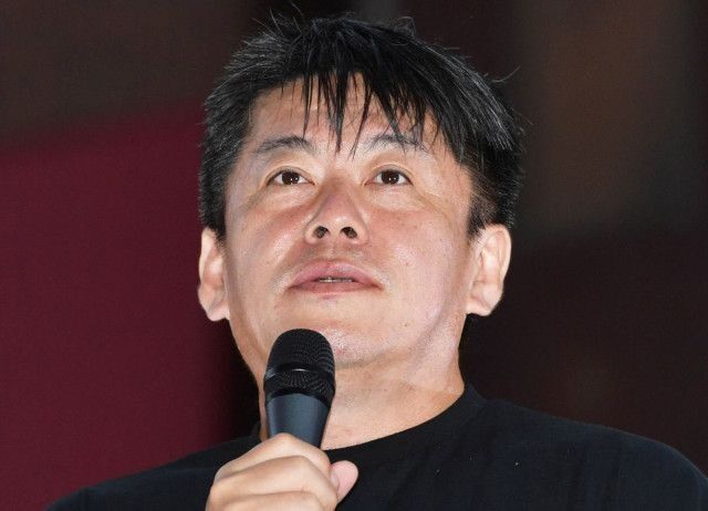 堀江貴文氏　子供4人東大理三合格の佐藤ママに「こいつバカでしょ笑」高校生まではタブレット不必要主張に