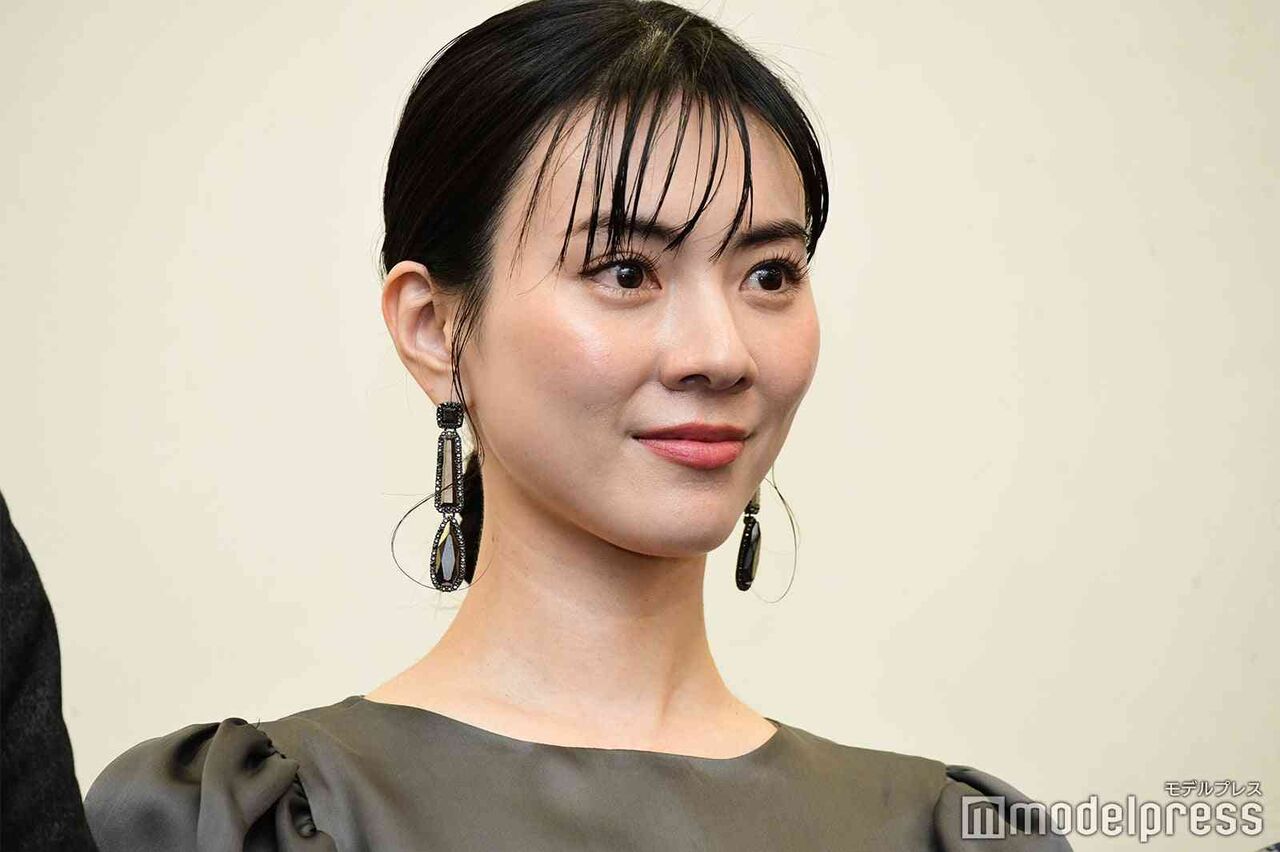 安座間美優、結婚発表 直筆美文字で報告