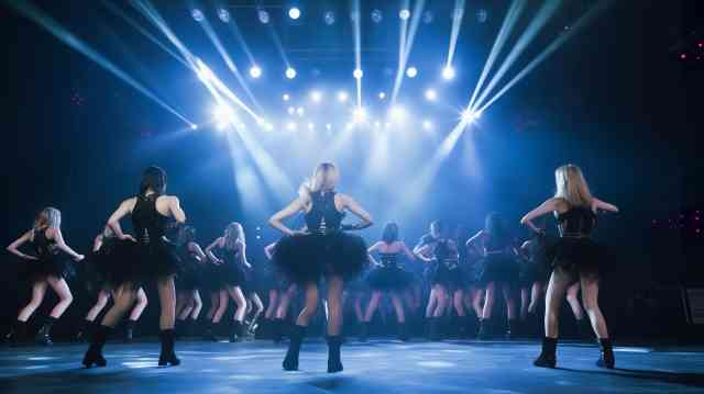 21歳下の元地下アイドルと結婚した50代男性「相談を受けているうちに本気で好きになってしまい…」