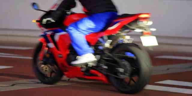 バババババババババ！ 爆音バイクに「ダサすぎ」「この世で一番嫌い」…“不正改造車”自己顕示欲が招く、あまりに大きな代償