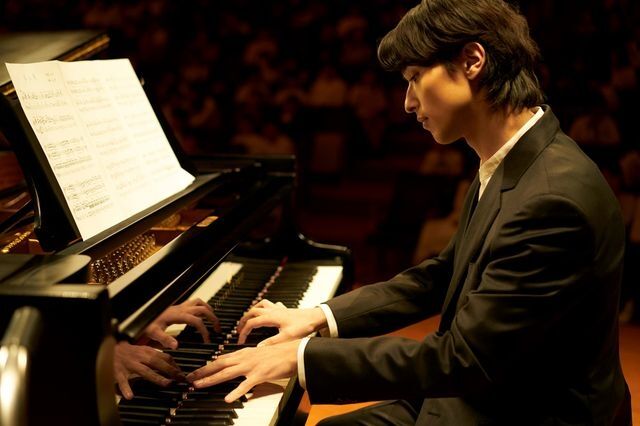 横浜流星、ピアノ初挑戦！広瀬すず×杉咲花×清原果耶主演『片思い世界』出演決定＆メイキング映像公開