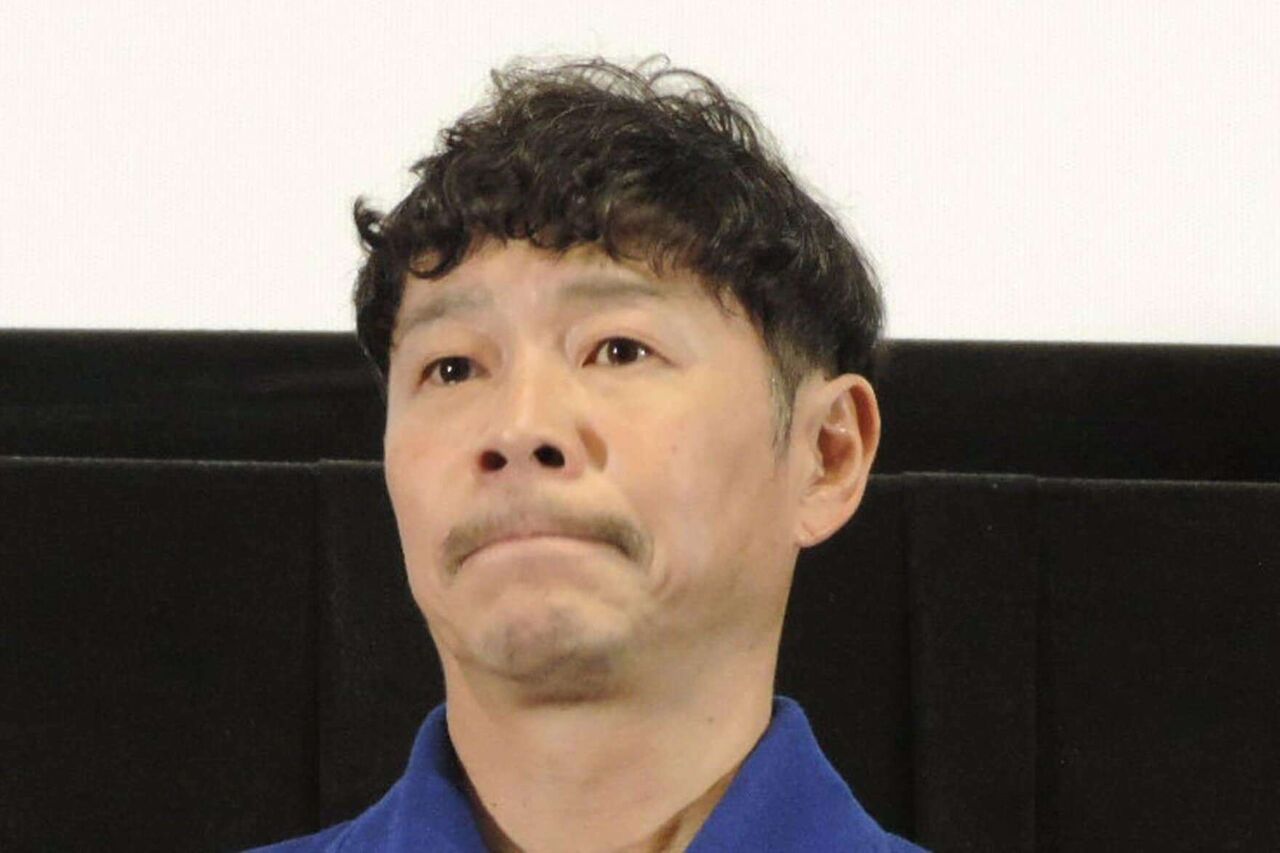 前澤友作氏　ソファでバイオリン演奏を聴く姿への批判に釈明「誤解を生まないような発信を心がけます」