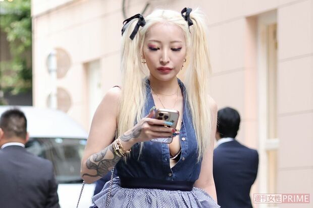 スキャンダル女王・加藤紗里、連日デートを目撃撮！ 千葉雄大似の経営者、ワイルド系ホストオーナー、イケメンはべらせ連チャン誕生日会