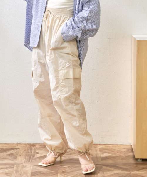 再流行の「カーゴパンツ」でオバ見え・古見えしてない？今っぽく見えるコツ