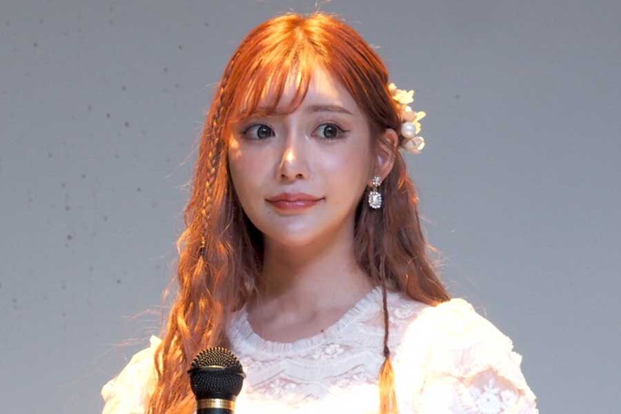 明日花キララ、自粛期間中に食べていた「6万円の弁当」にネット衝撃「異次元」「レベルが違う」