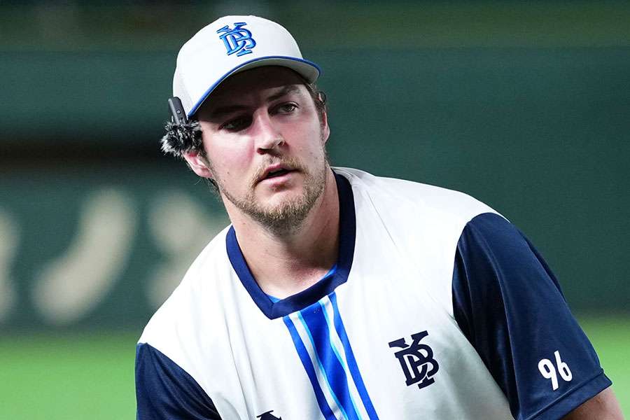 DeNAバウアー、オフに福島を訪問　震災遺構に胸を痛める「時計も3時37分で止まったまま」