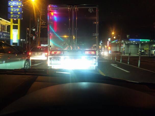 法律で禁止にして欲しいと思うもの