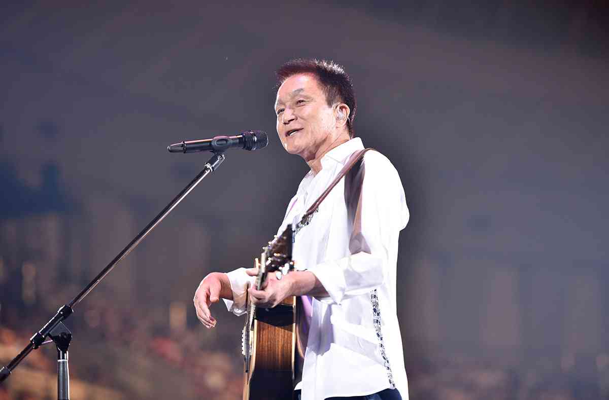 若い頃と比べて、そんなに歌声が変わらないな～という歌手。