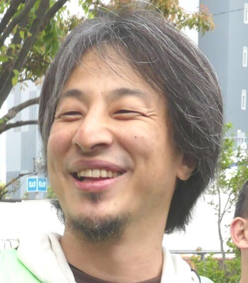 ひろゆき氏「少子化何がいけない」発言42歳元グラドルに「頭の悪い人がメディアに出てくると」