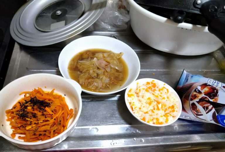 生活保護家庭“夏休み”のリアル。酷暑でもエアコンは「極力使いません」ズボンは穴が開いても買い替えられず