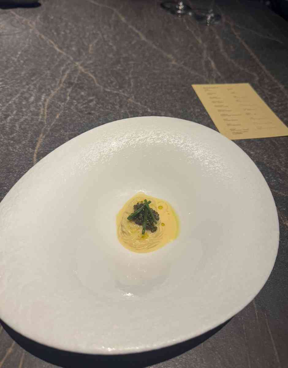 【画像】東京に来て出会ったパスタと地元で一番人気なパスタの違いが極端すぎた「コースのひと皿とわかっててのも泣いちゃう」