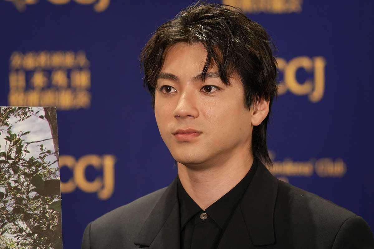 山田裕貴　日本兵の役作りで「ウジ虫を食べた」　映画「木の上の軍隊」で主演