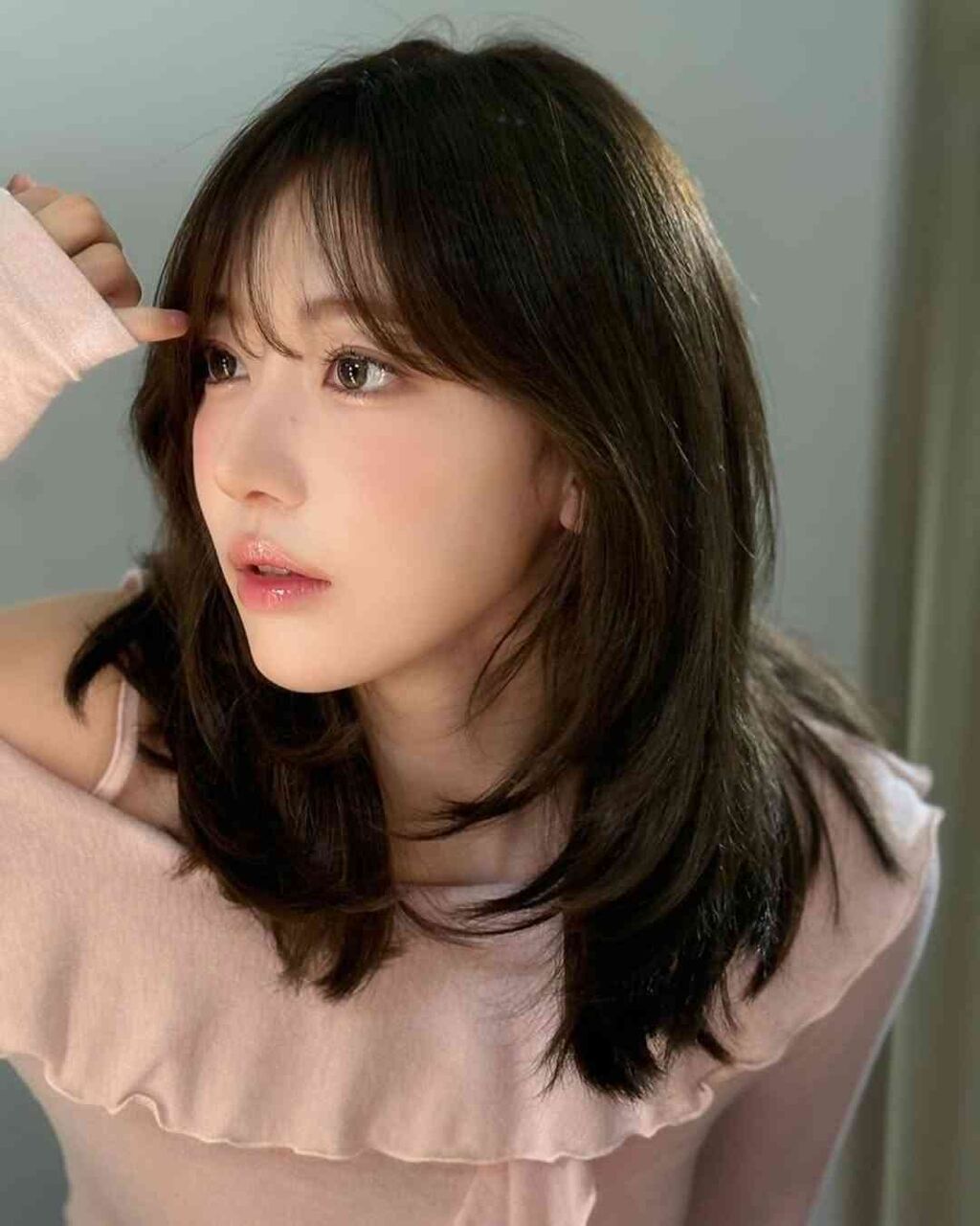 LE SSERAFIM・宮脇咲良、ミディアムレイヤードヘアに大胆変身「可愛すぎん、、？？」