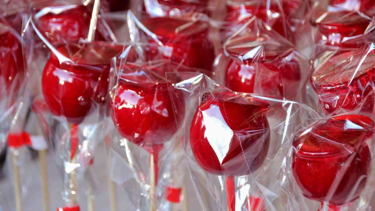 好きなお祭り屋台ランキング 3位 りんご飴 2位 焼きそば を抑えた1位は アラサー女子のための情報おまとめブログ