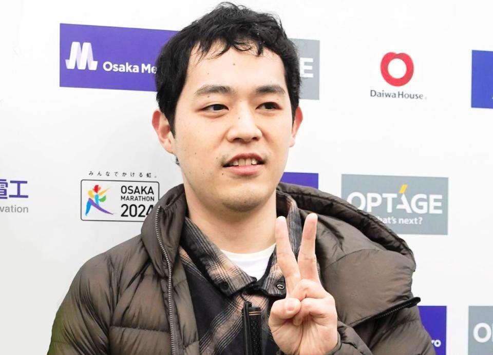 視覚障害の漫談家に「おい！ホンマに目見えてへんのか？」お笑いファンの劇場マナーを議論　ネタ中にスマホいじり、野次