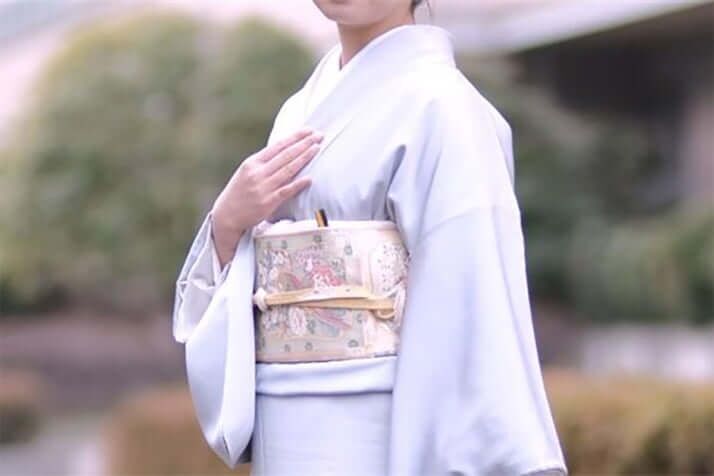 《子どもより目立つな》SNSで批判殺到…卒業式で「親の着物姿」はNG？入学式はどうするべき？専門家に聞いた