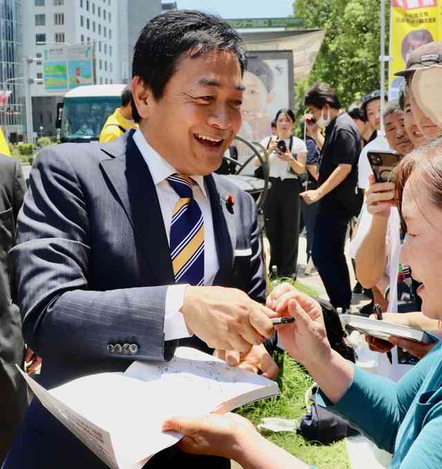 “会いに行ける党首”国民民主・玉木氏、握手会さらに強化へ「私ほど有権者と接している党首はいない」街頭演説