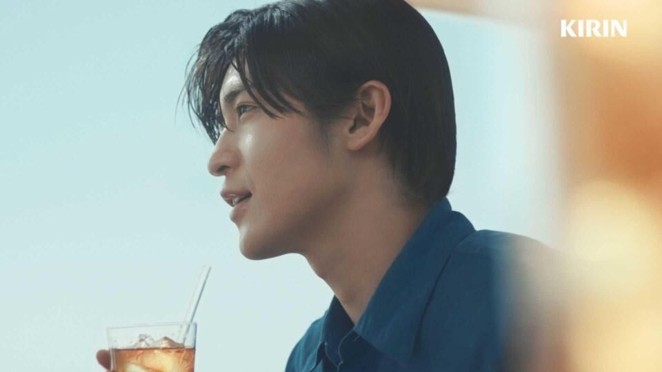 Snow Man・目黒蓮「午後の紅茶」新CM出演　夏は「余裕のある豊かな時間を過ごせたら」