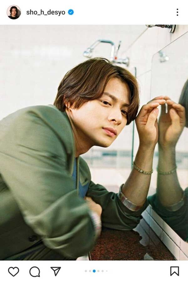 平野紫耀、銭湯での“異例ショット”公開 新ヘアも話題「どういう状況？」「至極の美しさ」