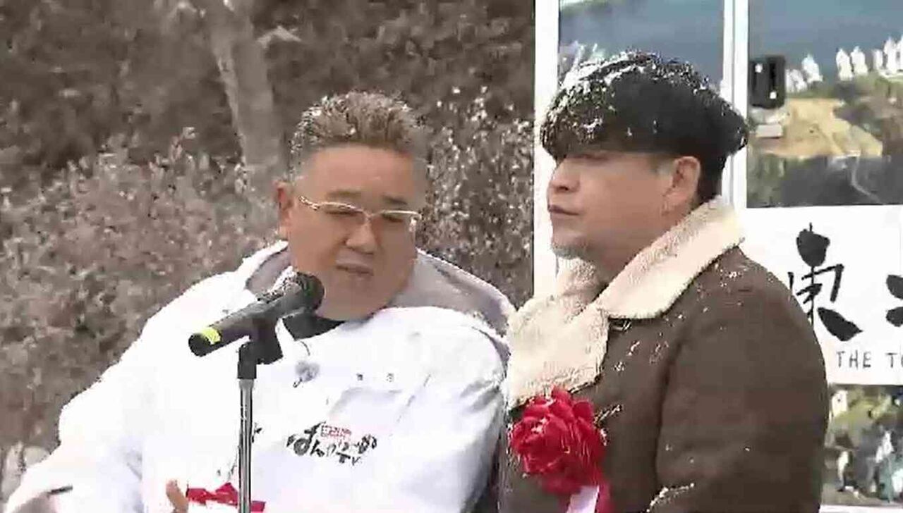 「水洗だしきれい」「あったかい」サンドウィッチマンのトイレトレーラーが輪島市の避難所に到着