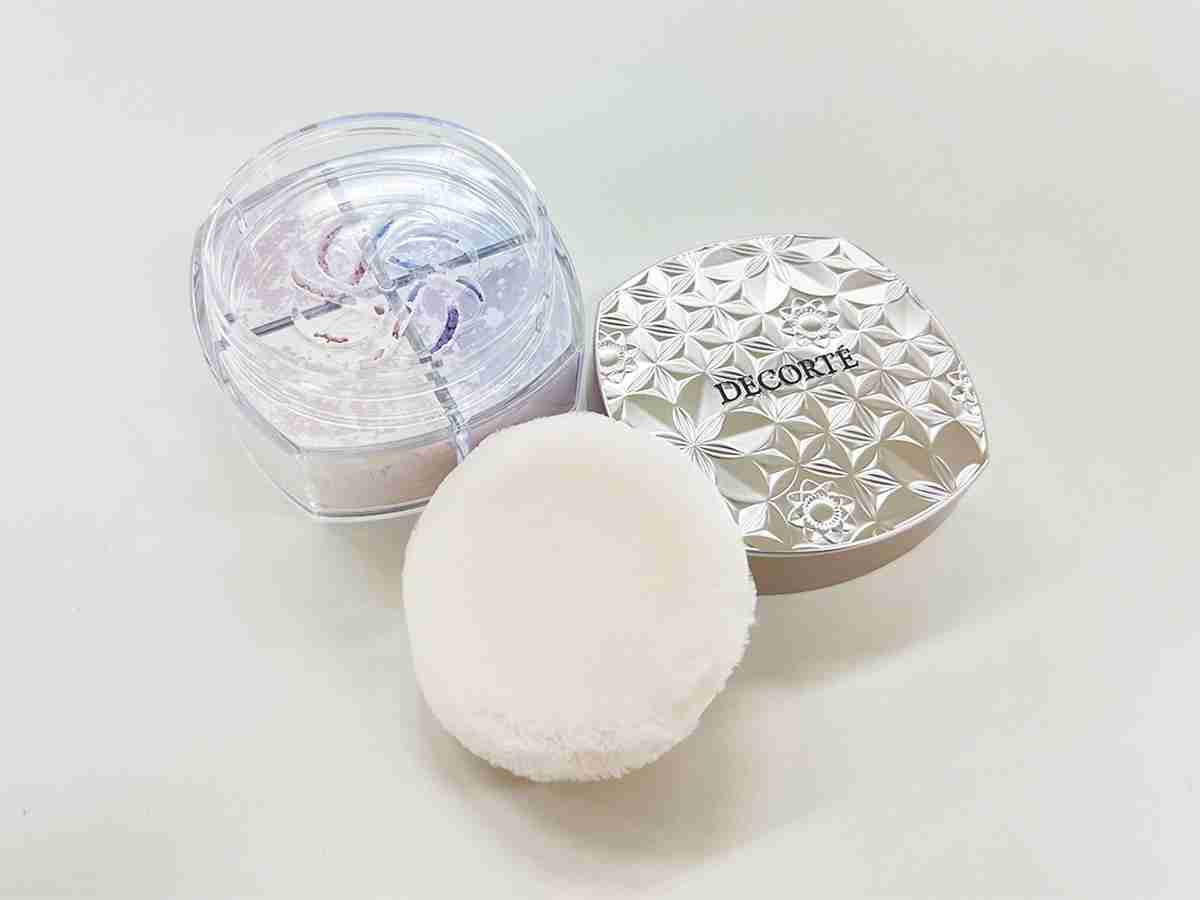 「コスメデコルテ」のフェイスパウダーが発売初日で1月売り上げ目標152％達成　人気の“101”はECで即品切れ
