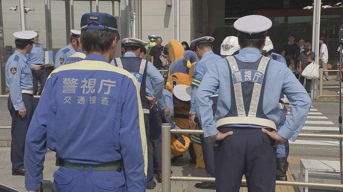 ピーポくんが熱中症で倒れる…　東京・昭島市で交通安全を呼びかけるイベント　当時隣接する八王子市では最高気温32.4度を記録