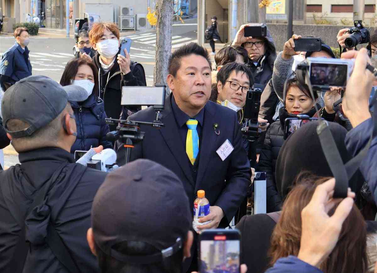 立花孝志氏を任意聴取　知事告発文書巡る名誉毀損疑い、兵庫県警