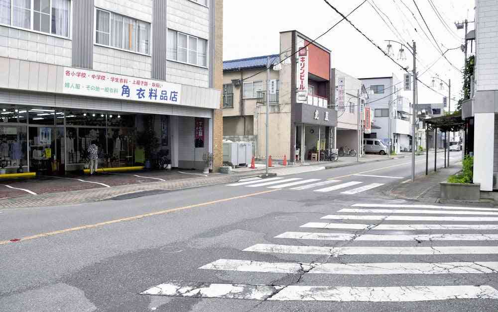 登校中の小1男児、車にはねられ重体…運転の女「見えていたが行けると思った」