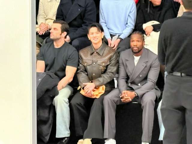 パリ・メンズ速報　平野紫耀が「ルイ・ヴィトン」のショーに来場　日本ブランドも活躍