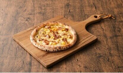 セブンがまさかの「宅配ピザ」サービスを開始!? “焼き立てを最短20分で配送”に大手宅配ピザチェーンも戦々恐々!?