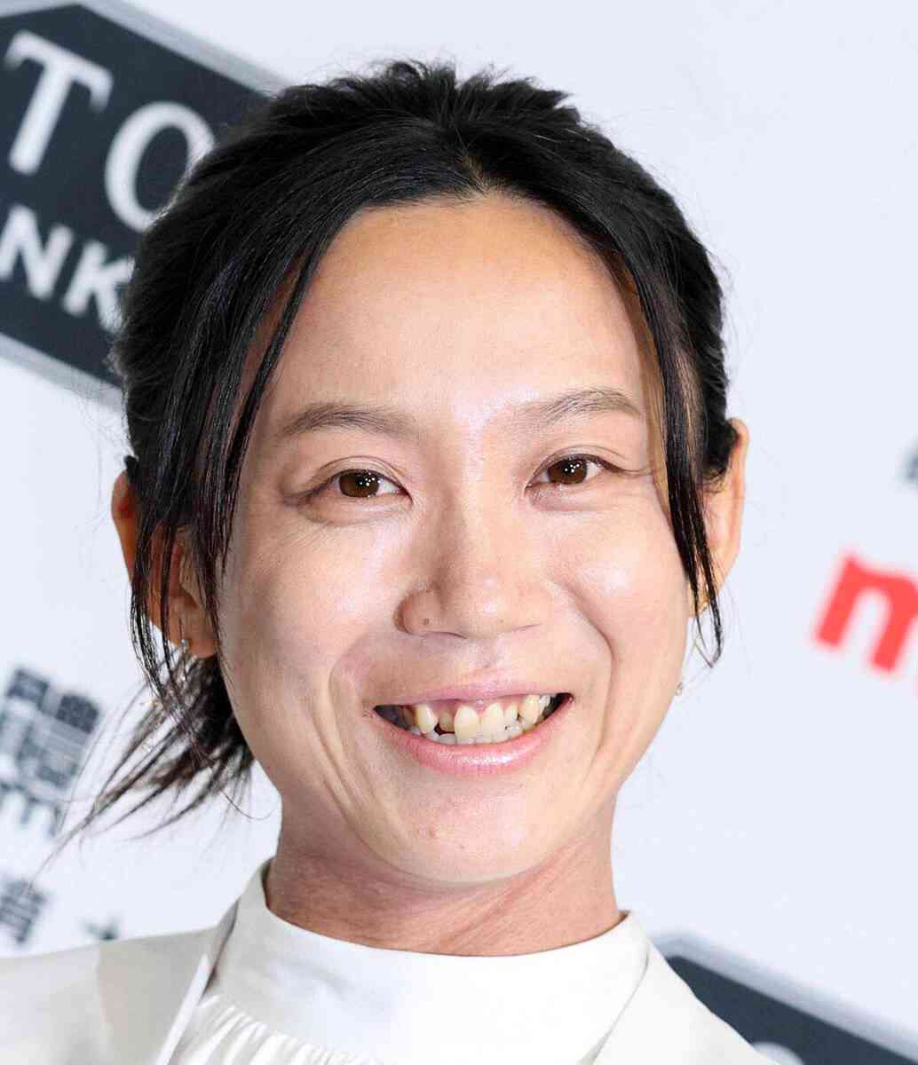 「歯並びキレイ」高木美帆さん　八重歯なくなり「雰囲気変わった」「美人さんねぇ」「歯列矯正してるんや」