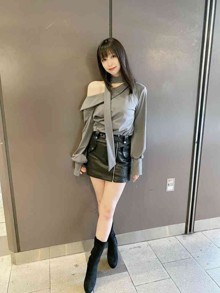 SNSで降って湧いた「デカ女ブーム」に高身長女性たちは何を思う？ 「姿勢よく好きなヒールの靴を履いて歩けるきっかけに…」「でも他人にデカ女と言われるのは…」