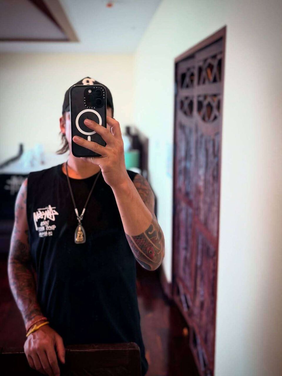 「こんなに入れてるの!?」〝両腕タトゥーびっしり〟2度の離婚、改名、格闘家転身…43歳高岡蒼佑の最新姿に反応様々「本人の自由だけど…」「何があっても好き」