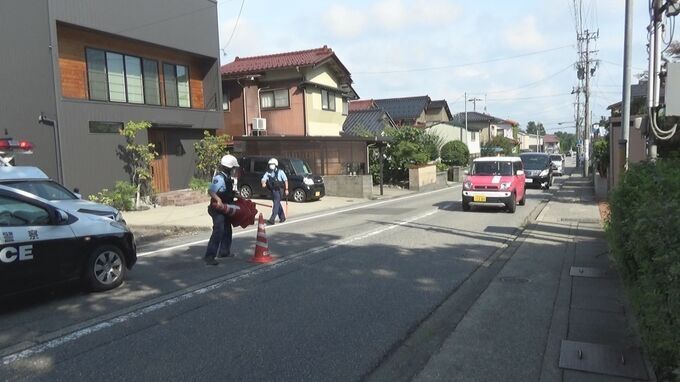 登校中の小4女子児童 自宅前ではねられ意識不明 「帽子、靴、水筒が散乱…」金沢市の住宅街