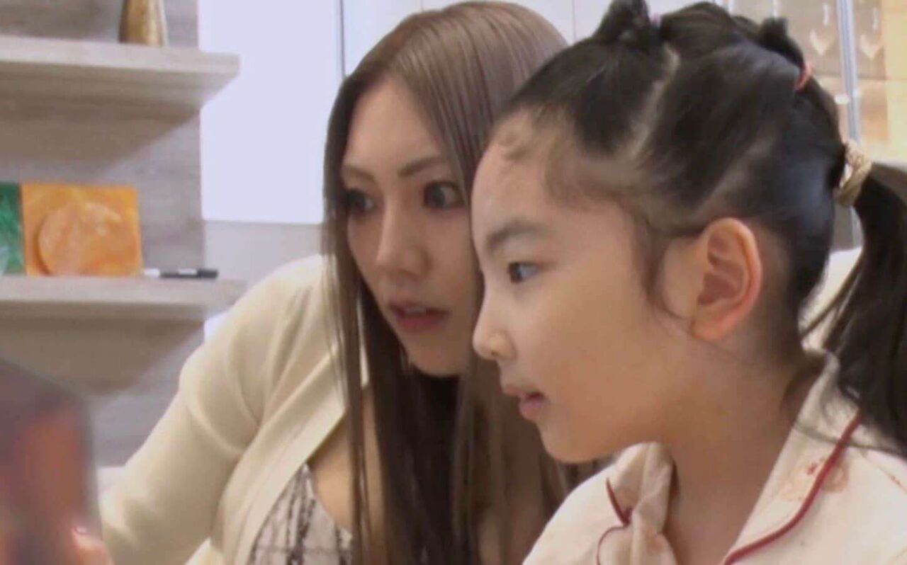 7歳長女は学校に通わず家庭学習、離乳食からずっとアプリで食事管理…田園調布の超セレブママ（38）の子育てに夫が本音「ちょっと異次元。価値観が合う人間はいないのでは」