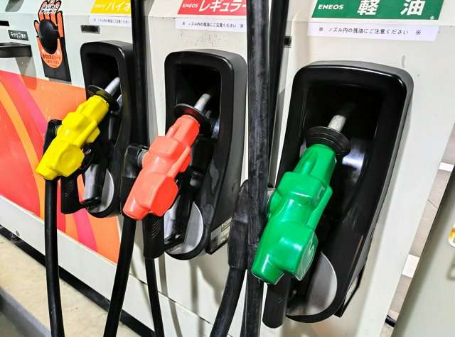 ガソリン来月から値下げへ　「2週間ごとに補助5円増」自維公が方針