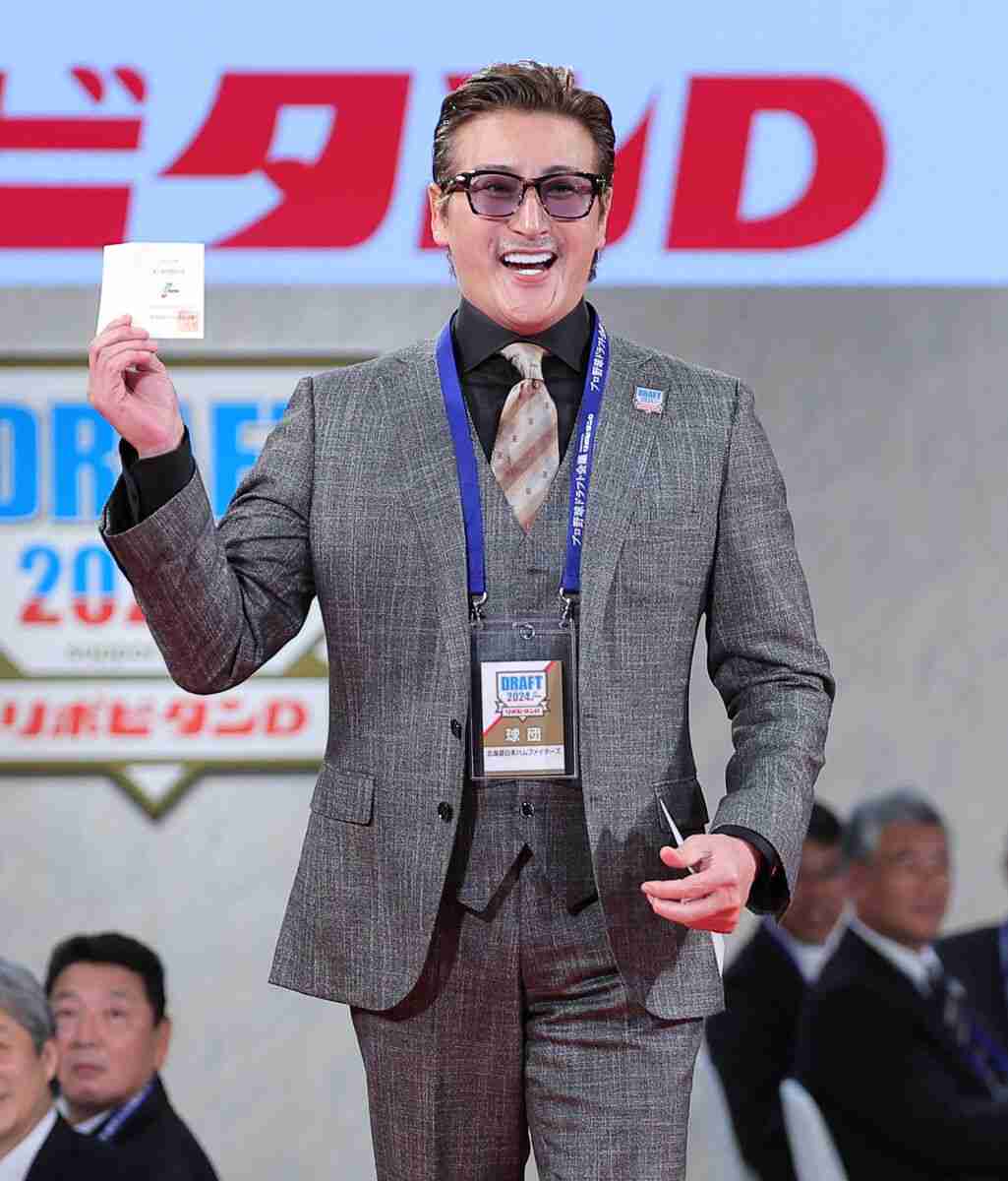 新庄剛志監督、ドラフト会議で異例の続投表明　来季4年目、リーグV再挑戦へ