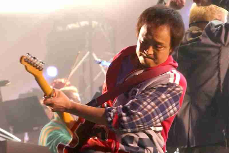 《復活はうれしいけど…》吉田拓郎の“復活ライブ”の価格設定にファンのため息　チケット代は「一律2万3000円」、公式グッズには「14万円の真珠のブレスレット」も