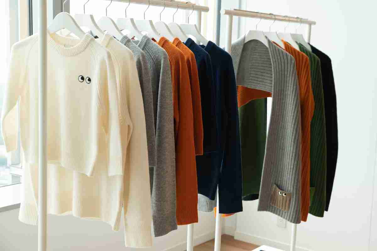 ユニクロ、完売した「アニヤ・ハインドマーチ」コラボの予約再販決定　2月下旬に発送