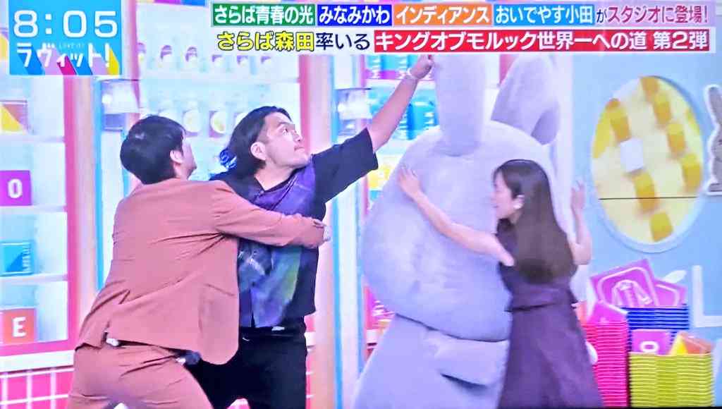 「ラヴィット！」番組中に“乱闘”勃発 人気芸人が5人がかりで制止