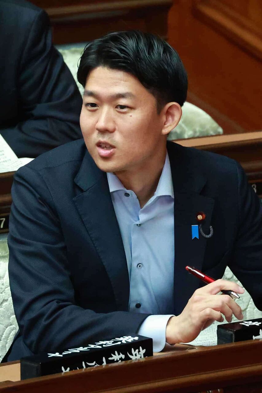 “最強の世襲候補”岸信千世に落選危機…選挙活動中に2時間休憩「サボり癖ある」関係者も落胆