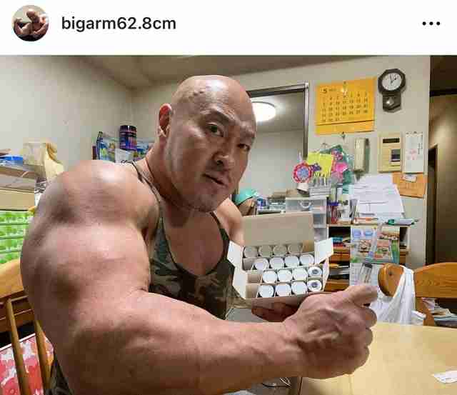 人気筋肉系ユーチューバー、突然の死去　46歳　ステロイド使用歴21年「日本一の上腕を持つ男」