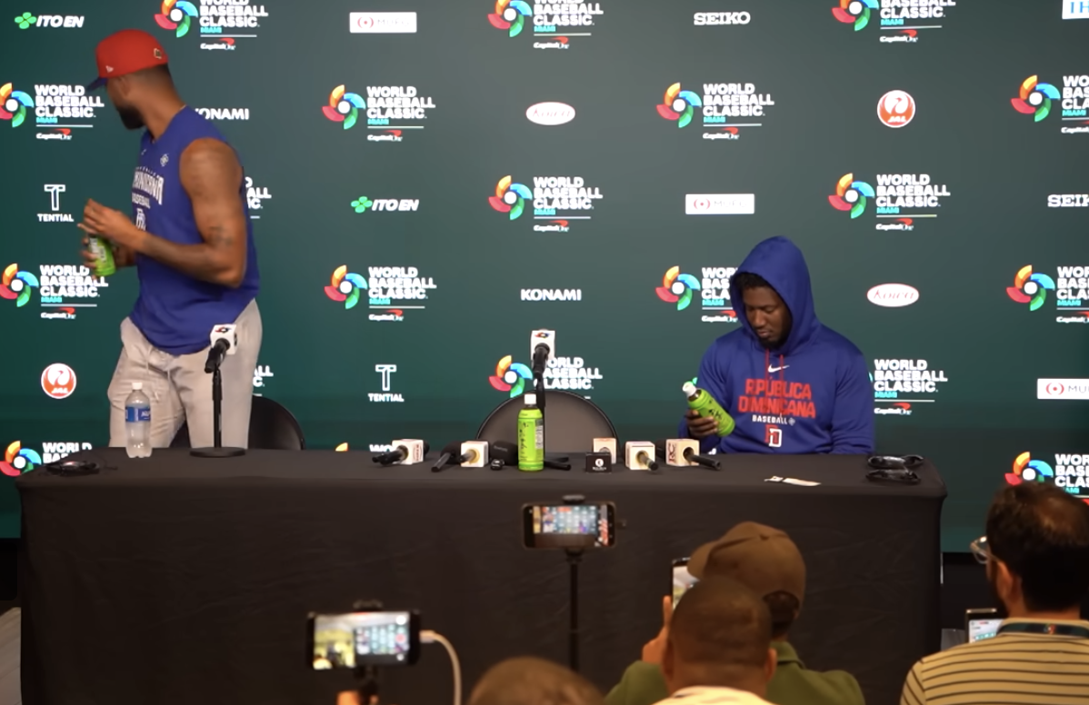 「この人達、スポンサーに失礼すぎる」　WBCで波紋、会見場で日本製品吐き捨て…批判殺到「さすがに目に余る」