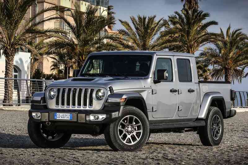 国内最高販売台数を記録。「Jeep」が若い世代にも爆発的に売れている理由