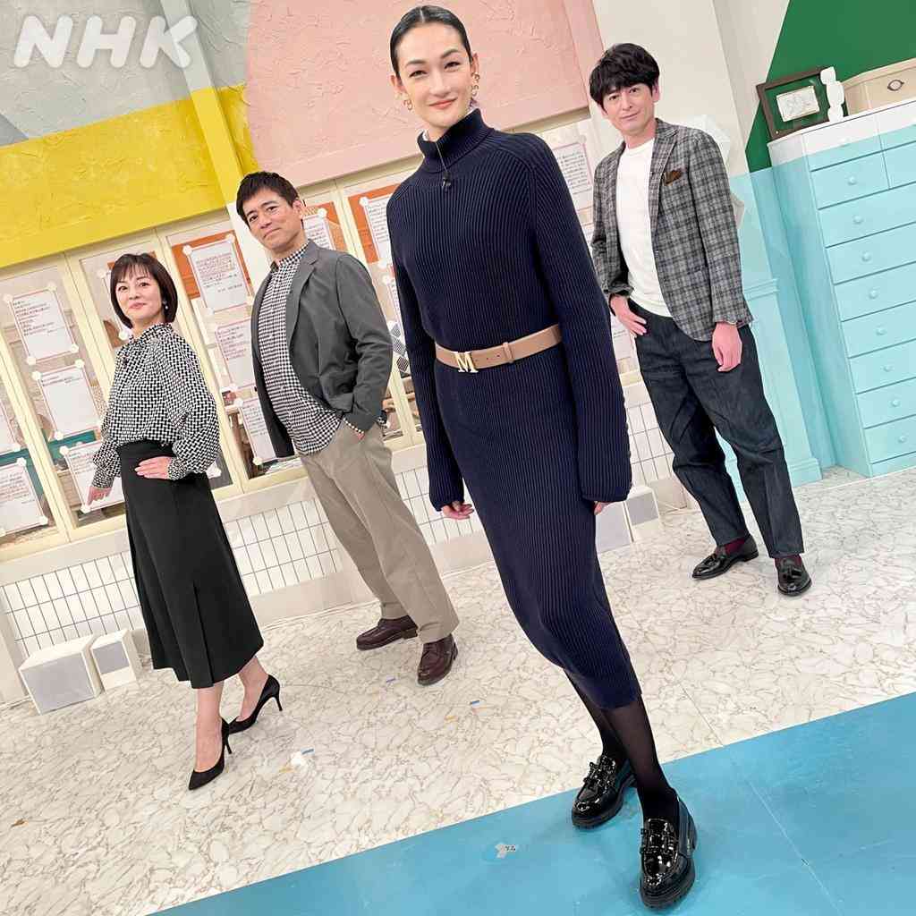 冨永愛「絶対に加工疑う」「おかしい」「竹馬乗ってるんじゃないか？」話題となった衝撃の一枚にひと言