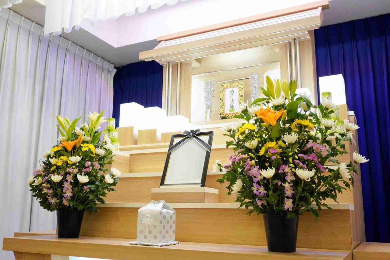 家族葬、料金トラブル絶えず　「定額」と広告…数倍の請求額も　葬儀巡る相談、年900件