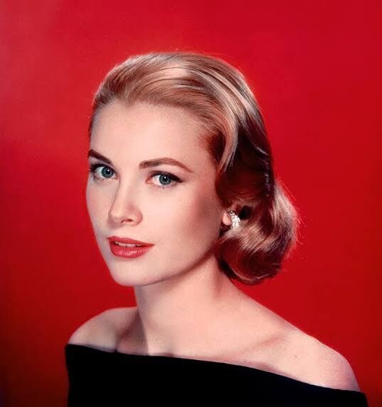 女性ウケが良い美人といえば